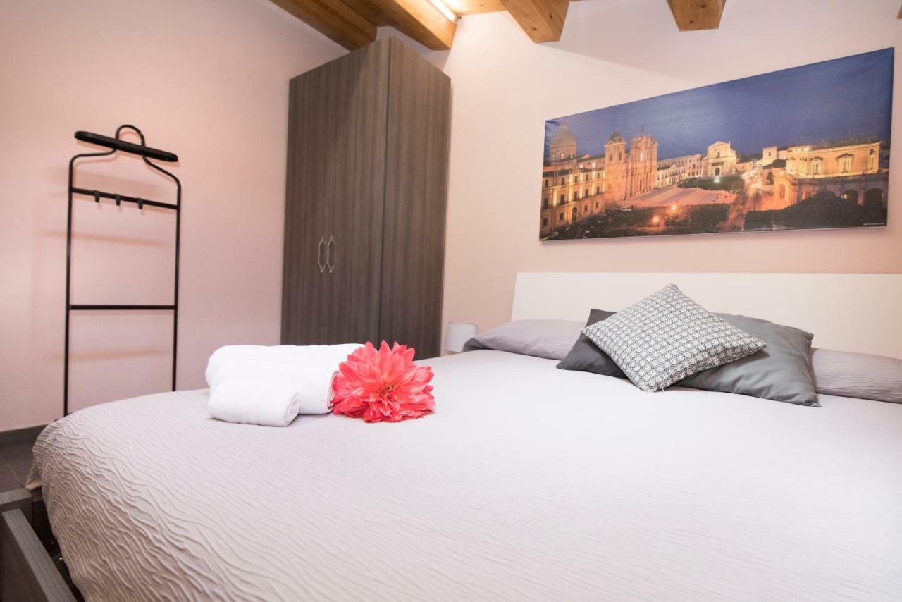 Casa Malacla B&B Noto Exteriér fotografie